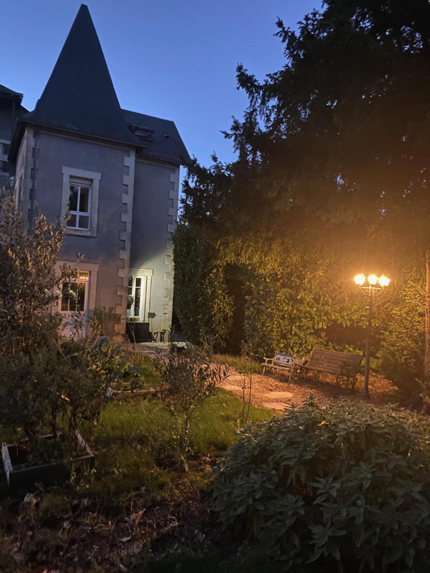 Bed and Breakfast Domaine De Treuillaud Villers-les-Ormes Zewnętrze zdjęcie