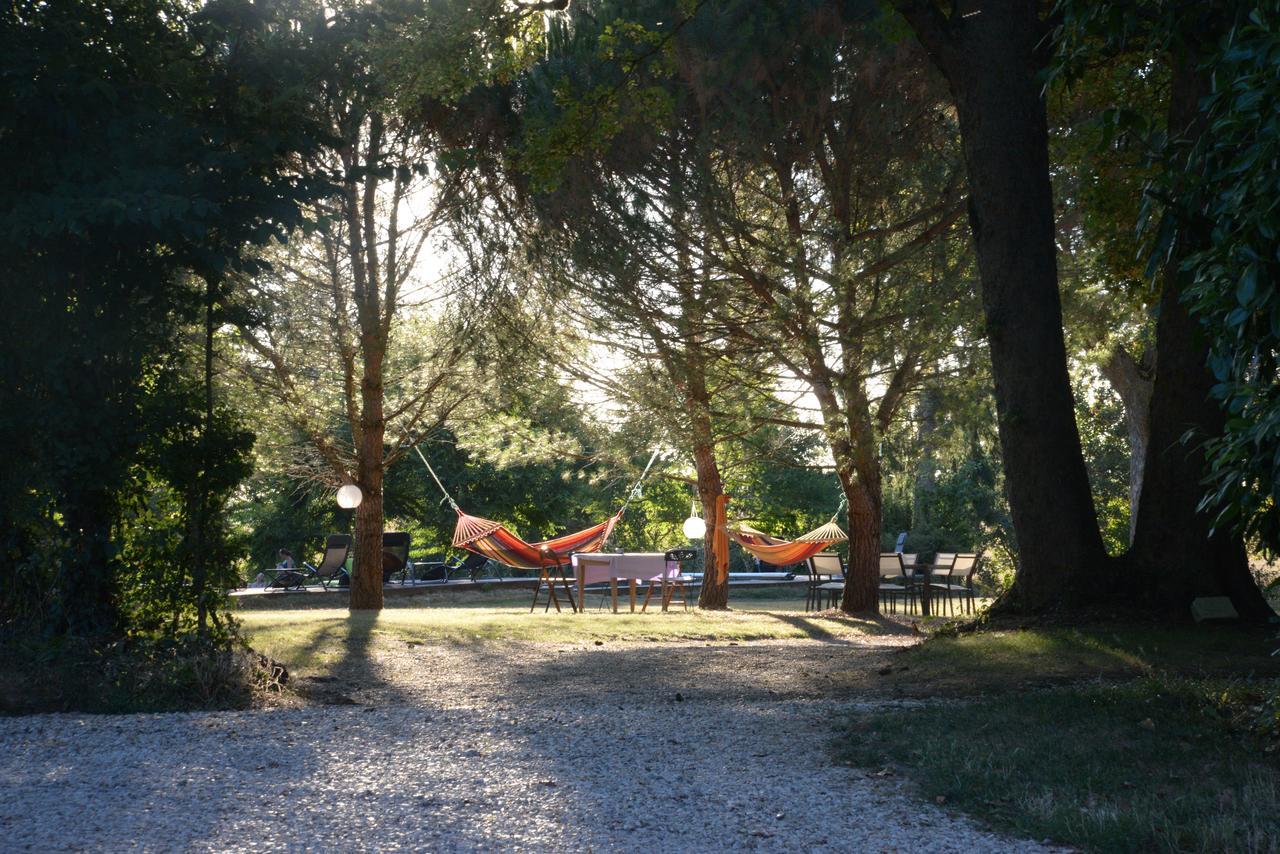 Bed and Breakfast Domaine De Treuillaud Villers-les-Ormes Zewnętrze zdjęcie